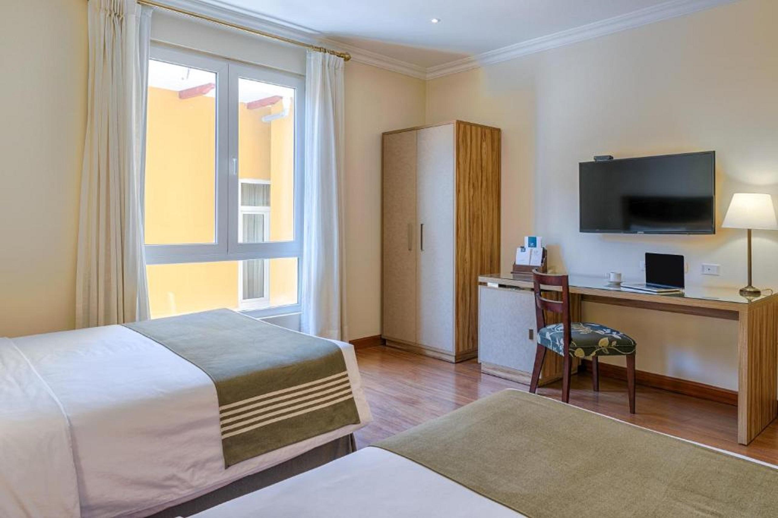 Lp Los Portales Hotel Piura Luaran gambar