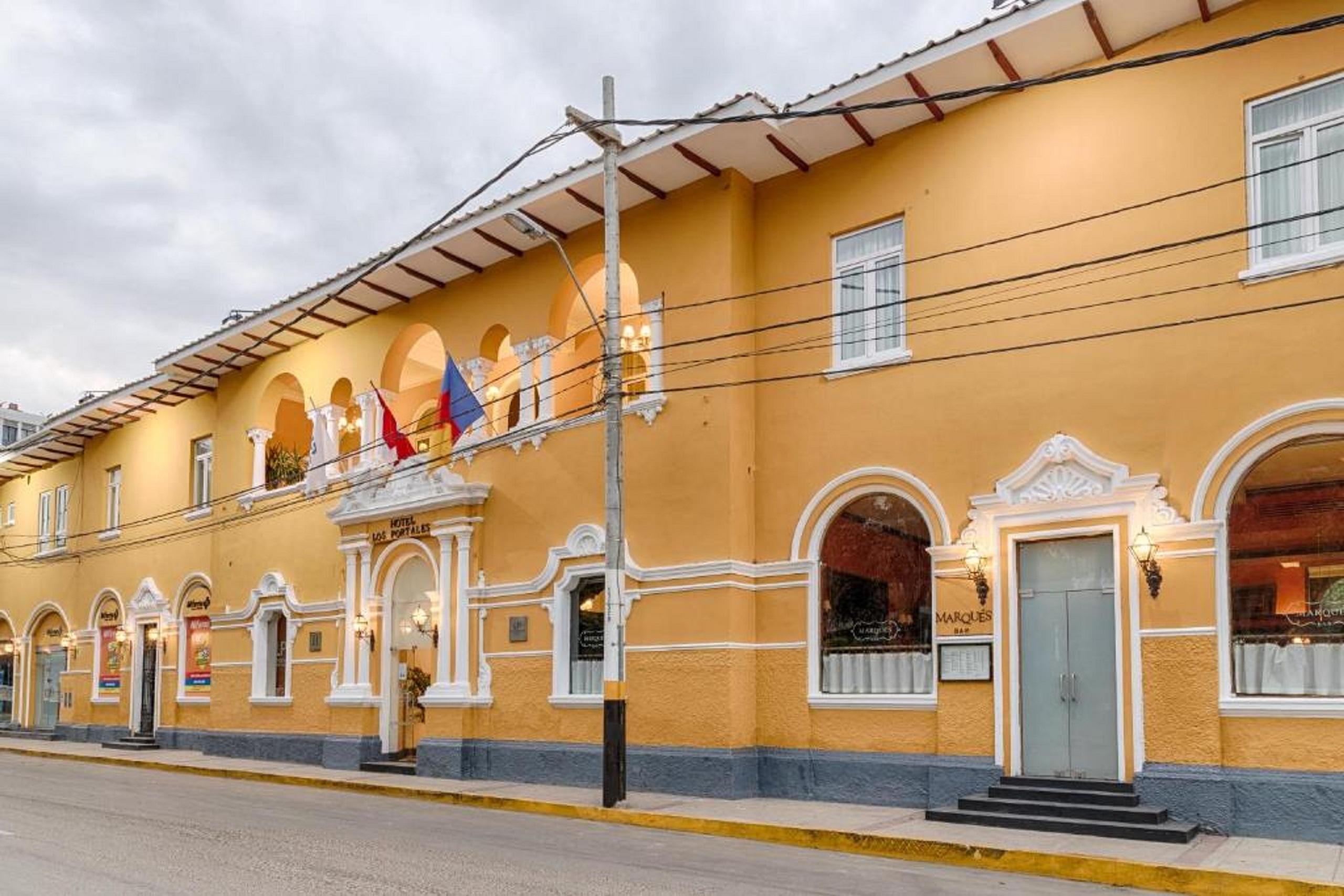 Lp Los Portales Hotel Piura Luaran gambar
