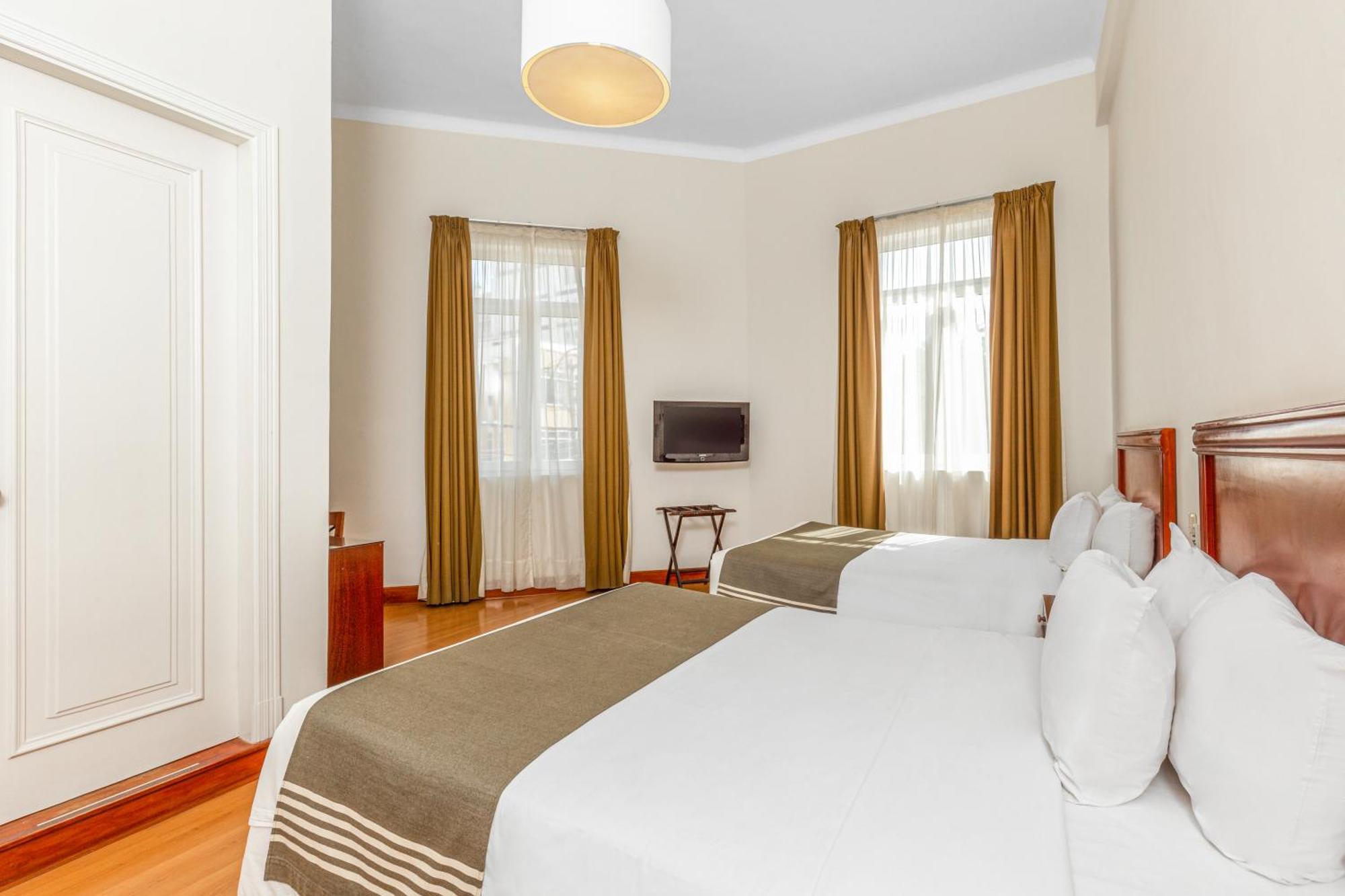 Lp Los Portales Hotel Piura Luaran gambar