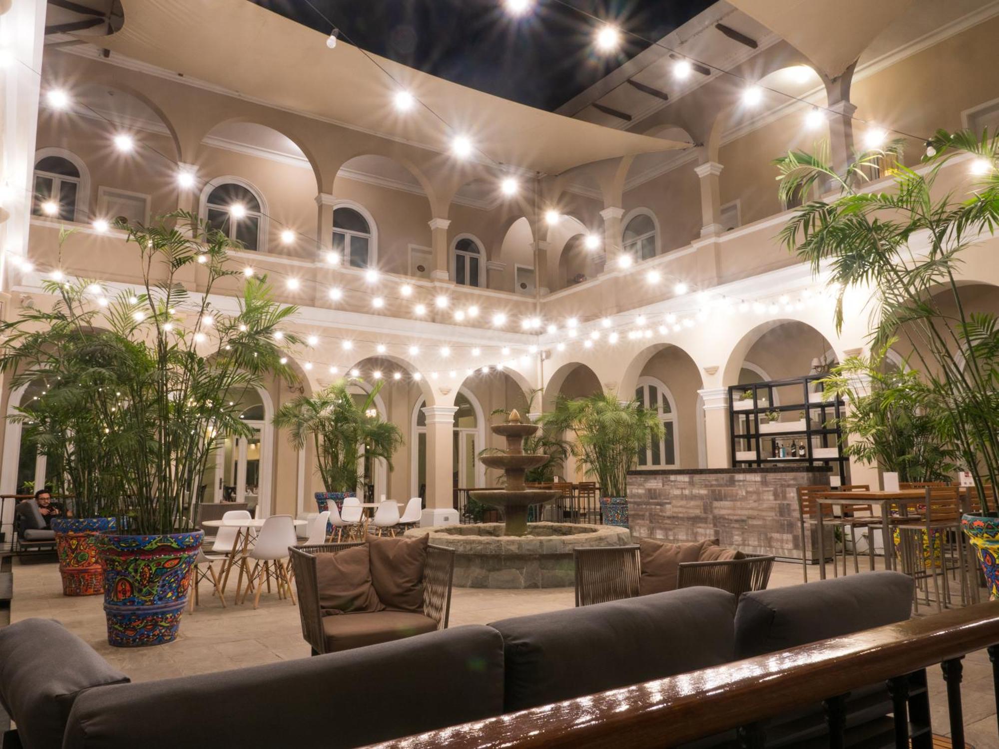 Lp Los Portales Hotel Piura Luaran gambar